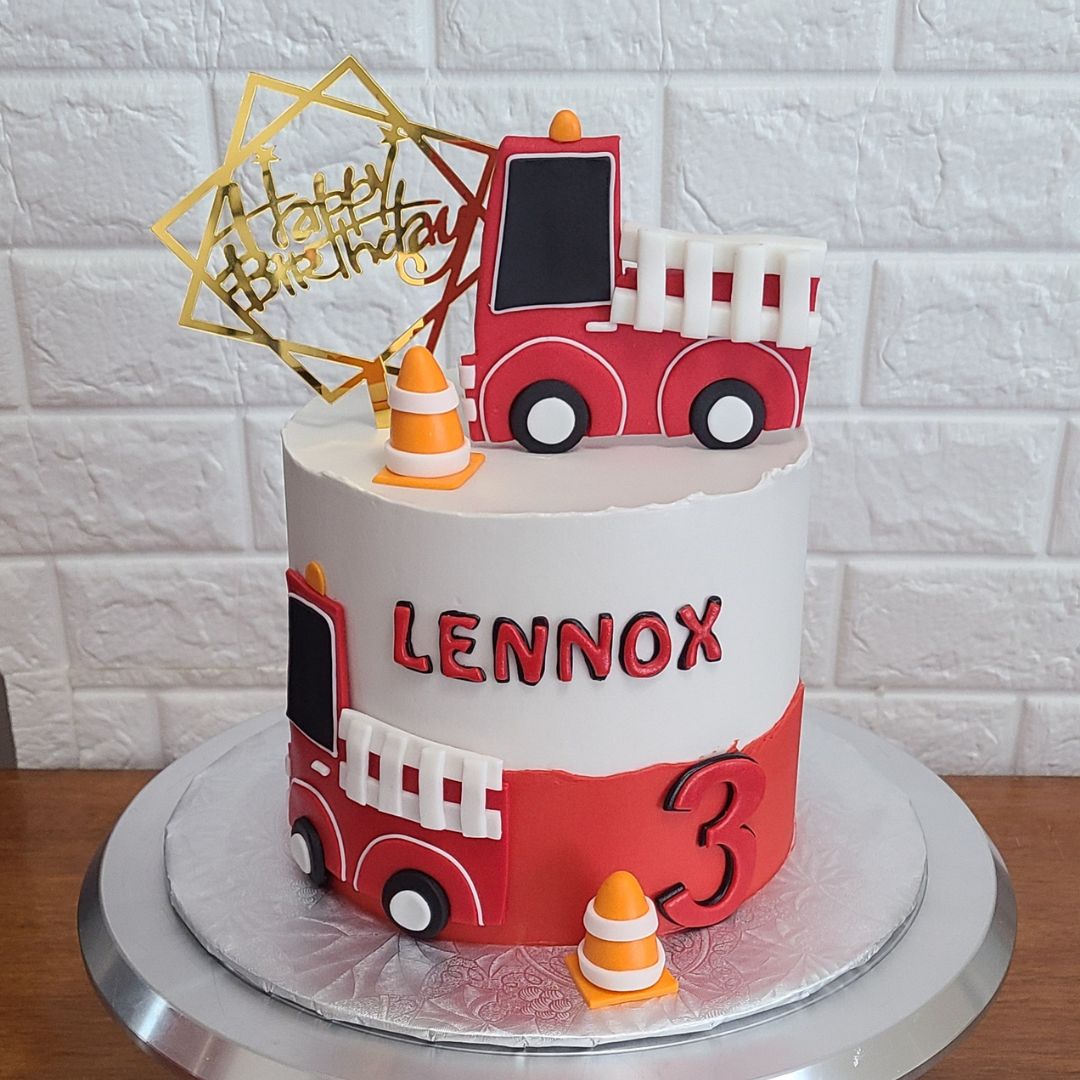Boy Cakes (6 inches)
