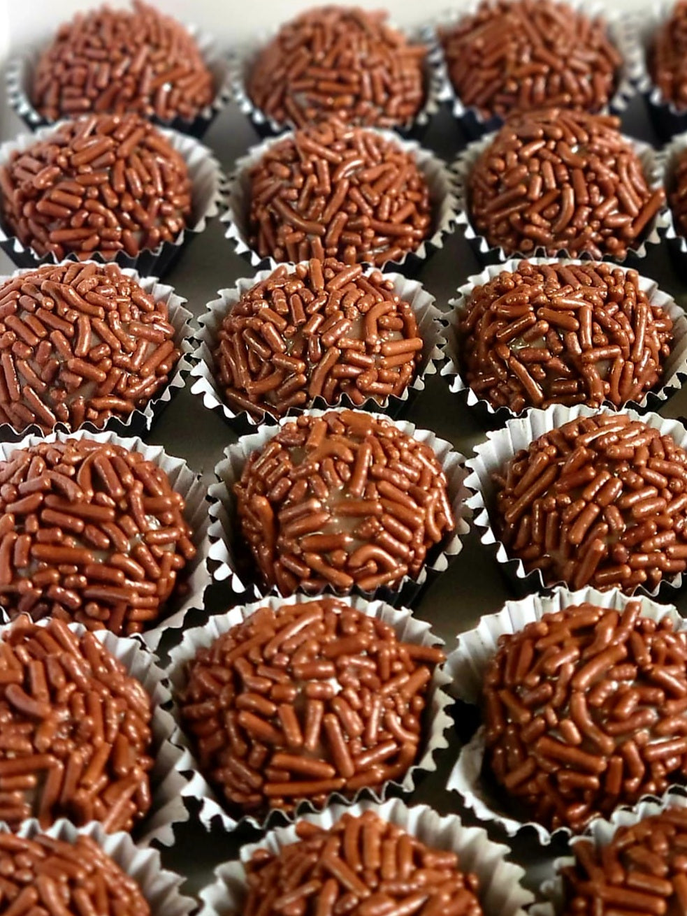 Chocolate ball (Brigadeiro) 25pc