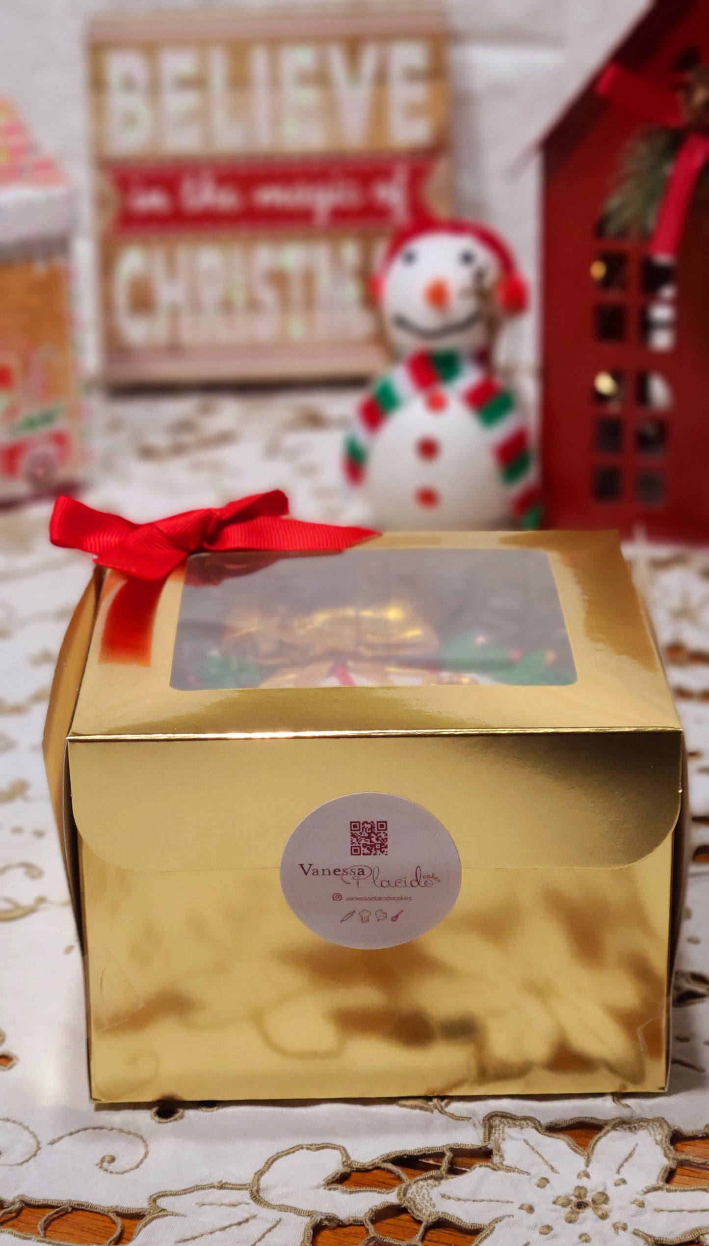 Lunch Box Christmas Cake