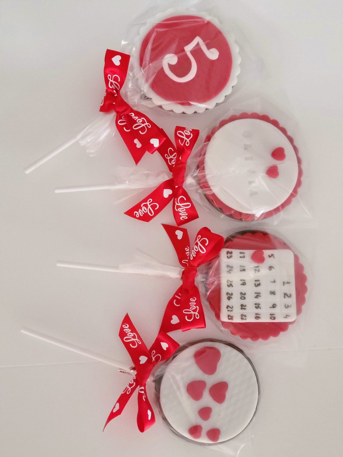 Chocolate lollipop (6 counts)